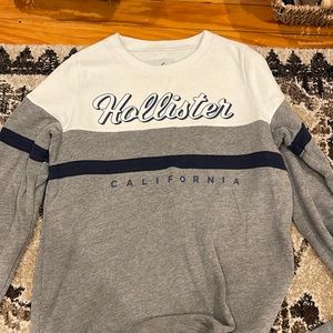 Hollister sweatshirt